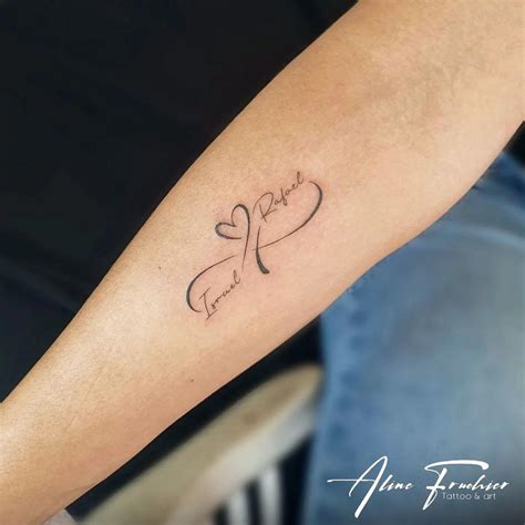 infinitos tatuajes con nombres|42 ideas hermosas de Tatuajes infinito con nombres y。